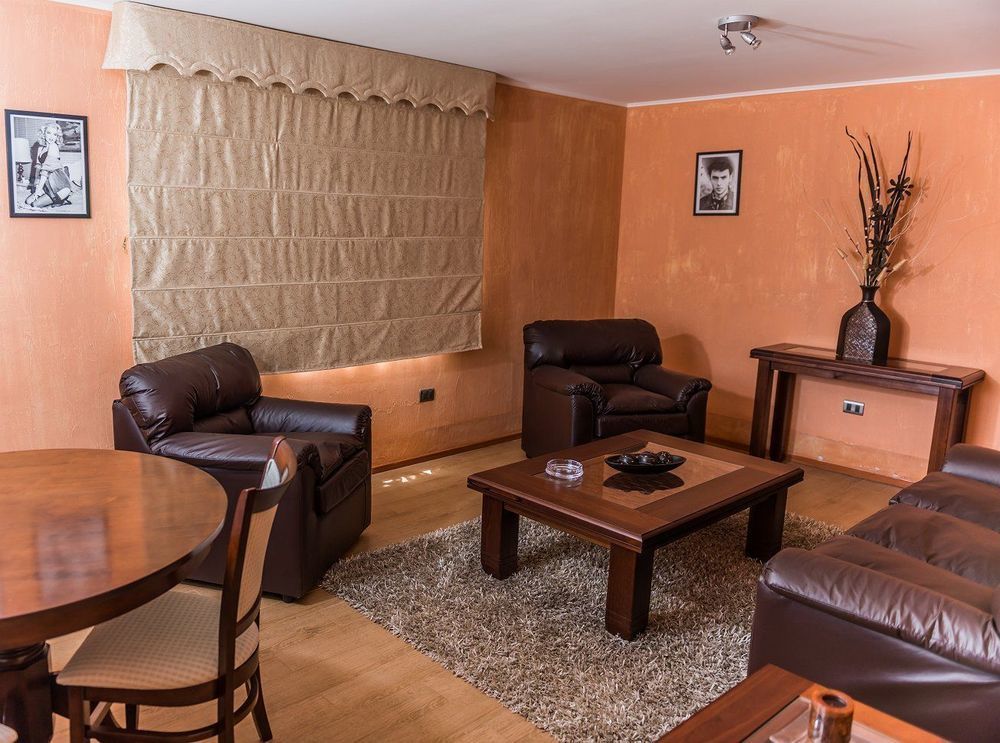 Hotel Serena Suite ลาเซเรนา ภายนอก รูปภาพ